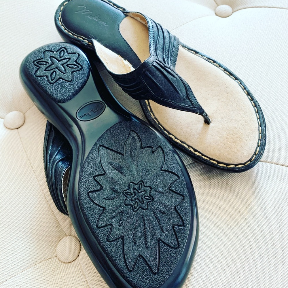 Madison leather sandal 🩴 size 7M 😍🤩